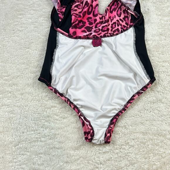 Y Customs Swimsuit long sleeved pink leopard one piece suit, size large - Picture 9 of 11